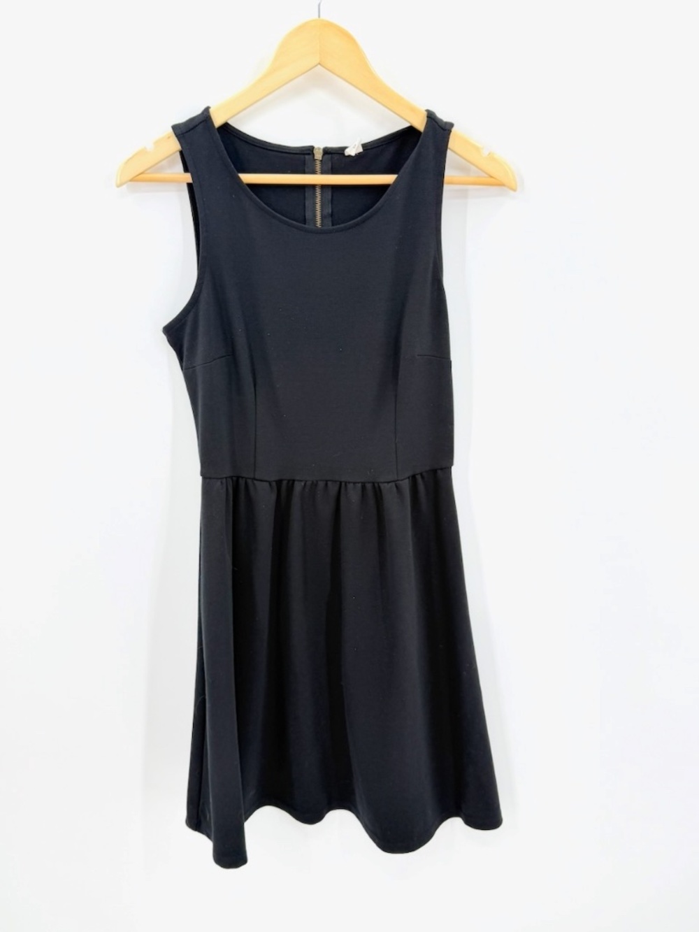 Old Navy Ponte Dress Black Sz S Sleeveless Fit Flare A Line Pleated Mini Skater